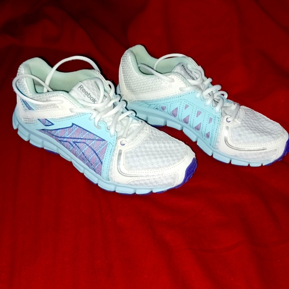 Women Reebok Gym Shoes/Sneakers